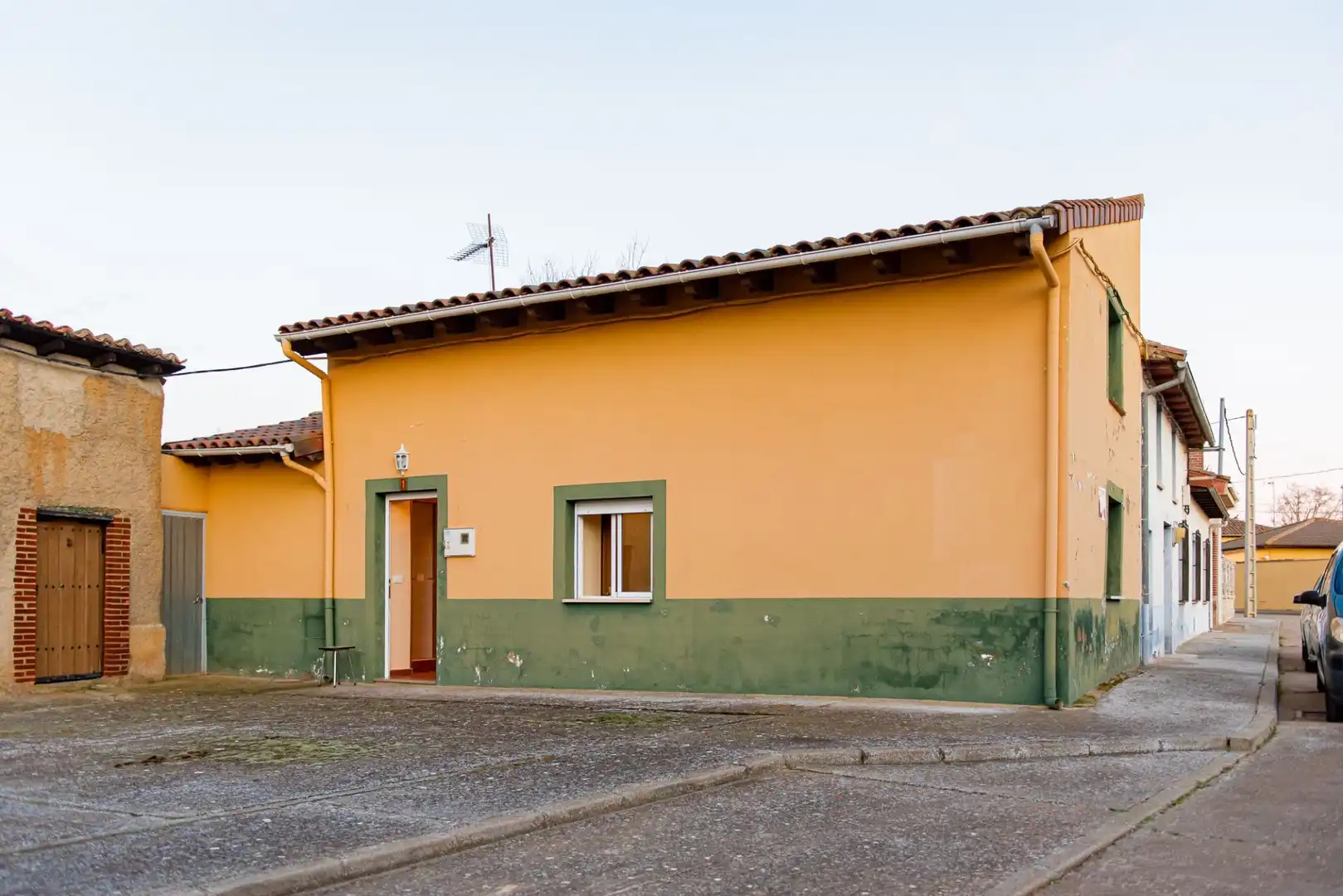 Houses for sale in Villaornate y Castro