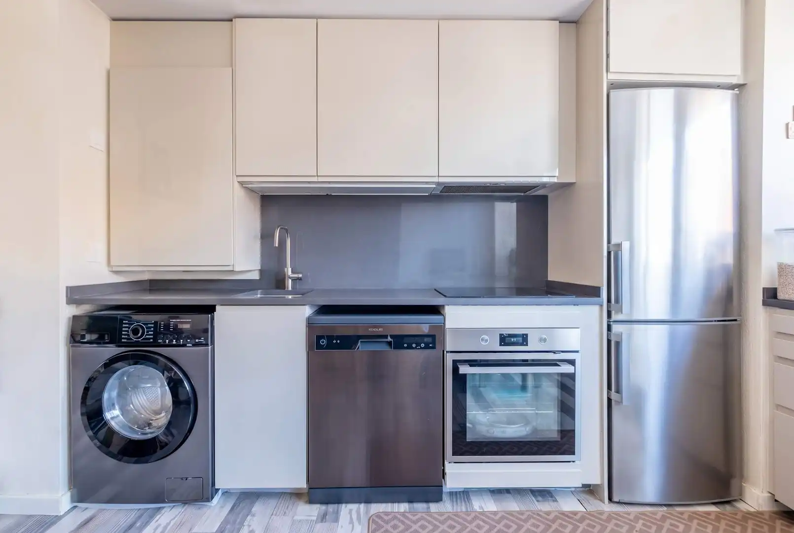 Kitchen of Attic for sale in Zaragoza  with Air Conditioner, Heating and Terrace