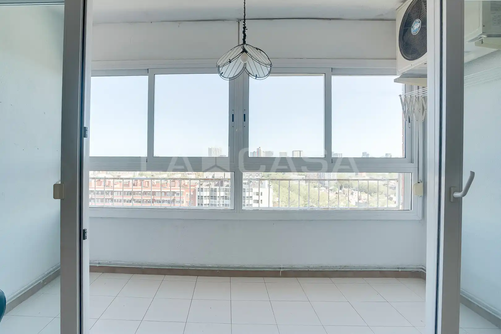 Habitación de Piso en venta en Barcelona con Calefacción y Balcón