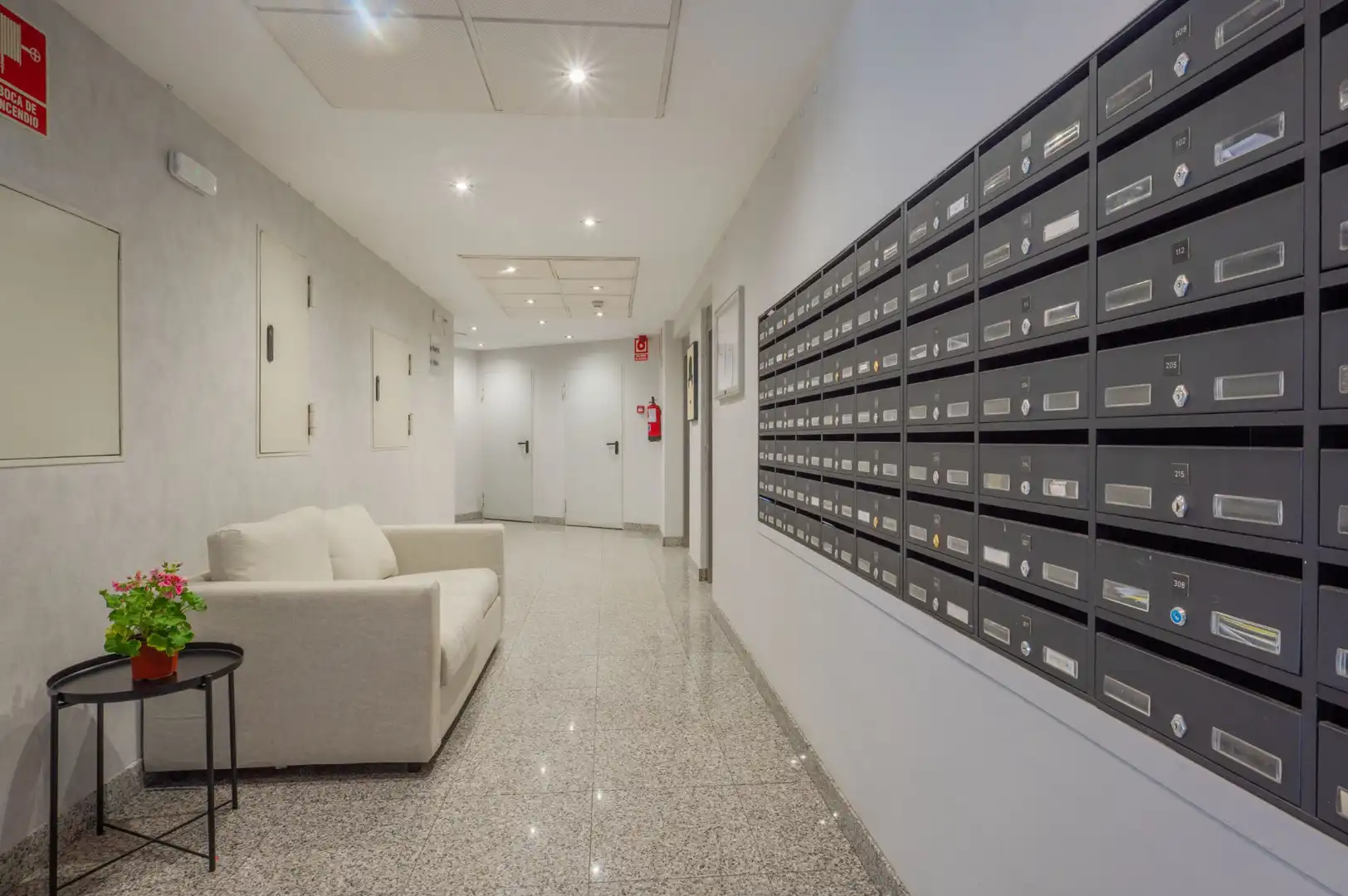 Oficina en venta en Alcorcón con Aire acondicionado, Calefacción y Trastero