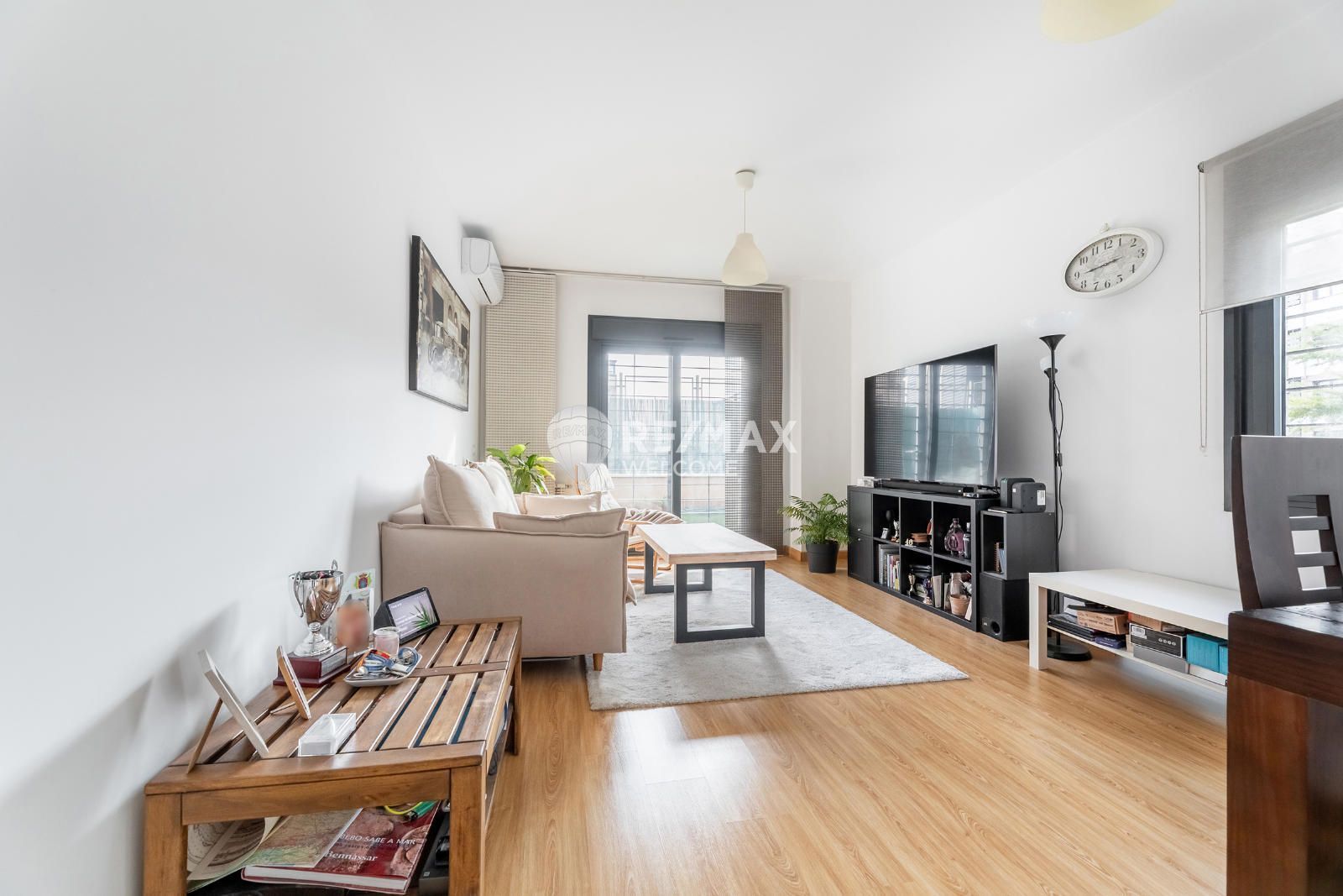 Sala d'estar de Pis en venda en  Madrid Capital amb Aire condicionat, Calefacció i Terrassa