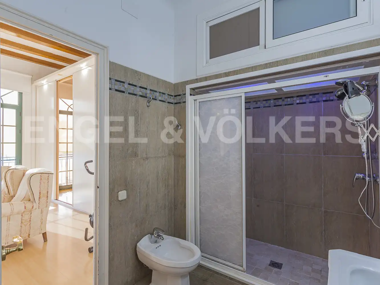 Bathroom of Houses for sale in El Masnou  with Heating, Terrace and Storage room
