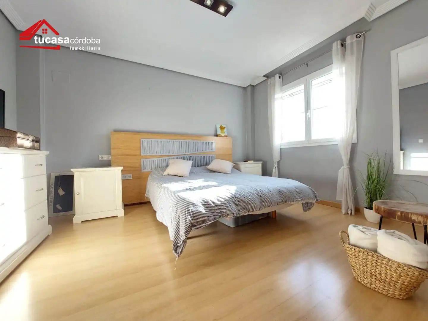 Bedroom of Houses for sale in Córdoba  with Air Conditioner and Swimming Pool