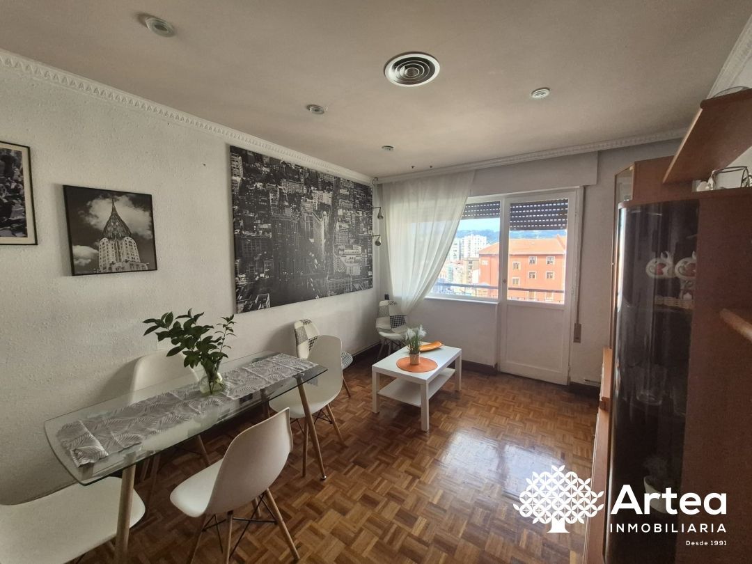 Living room of Flat for sale in Bilbao   with Heating, Private garden and Terrace