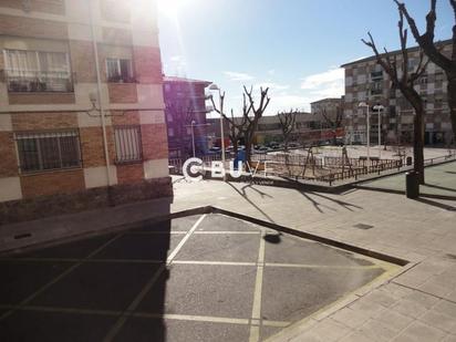 Parking of Flat for sale in  Toledo Capital  with Heating