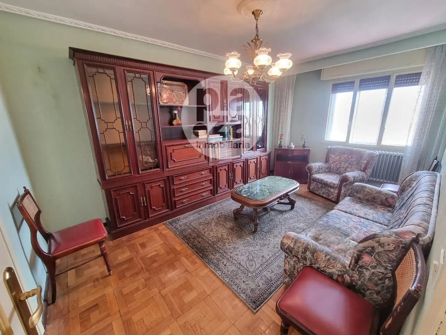 Wohnzimmer von Wohnung zum Verkauf in Burgos mit Heizung, Terrasse und Abstellraum