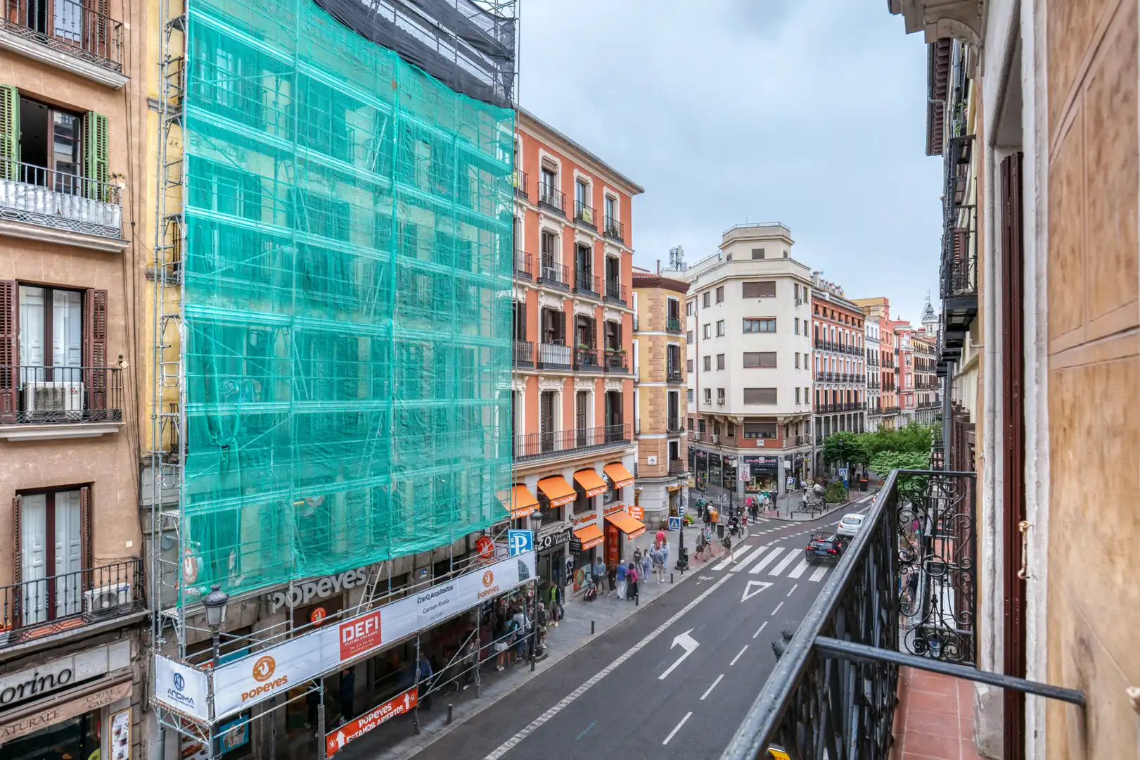 Vista exterior de Pis de lloguer en Madrid amb Aire condicionat, Moblat i Balcó