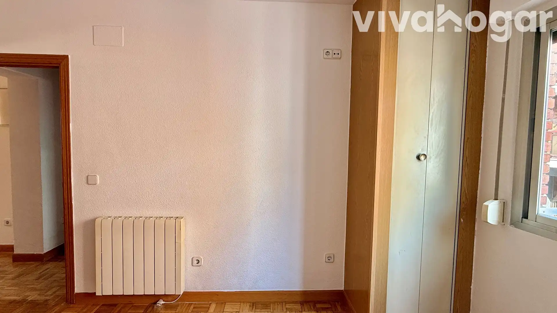 Bedroom of Flat for rent in Madrid