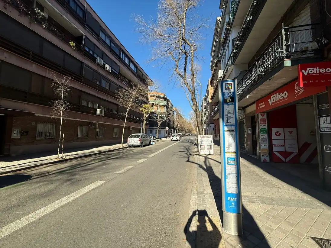 Exterior view of Ground floor for sale in Madrid  with Heating, Furnished and Washing machine