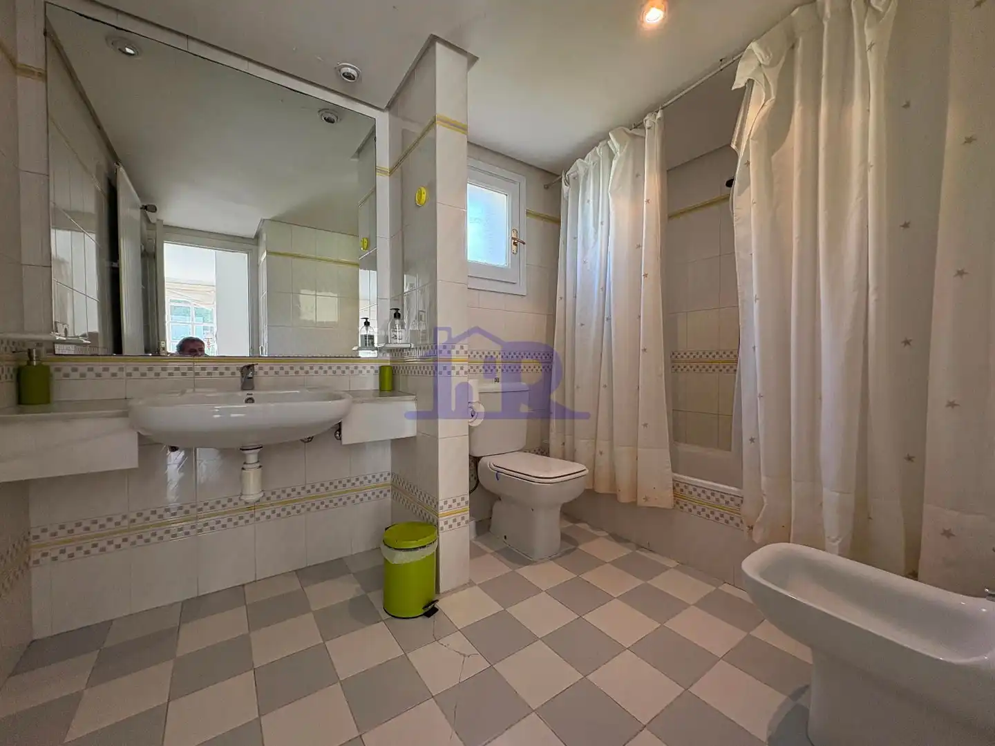 Bathroom of Houses for sale in Cuenca  with Heating, Terrace and Storage room