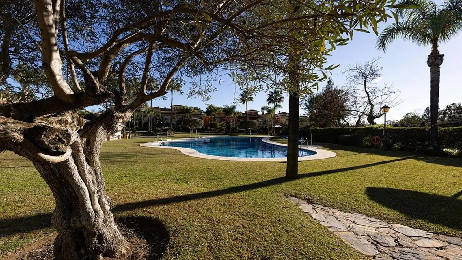 Adossat amb piscina en venda a Calle 4 A 12, imagen 25