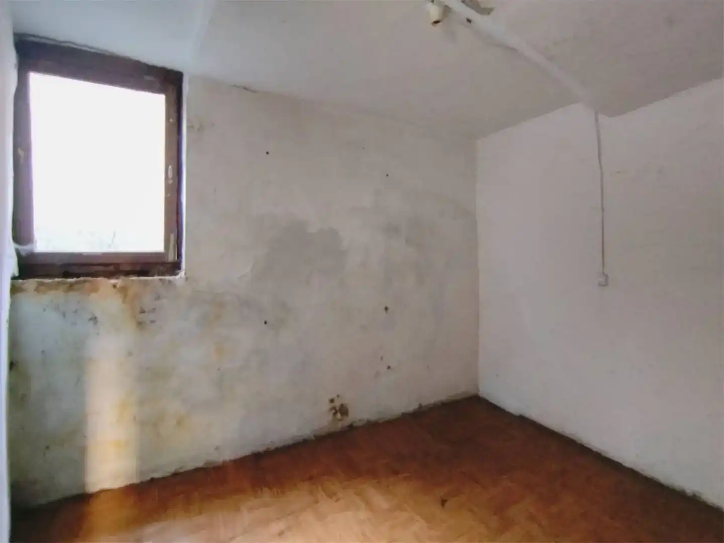 Casa adosada en venda en Langreo amb Traster