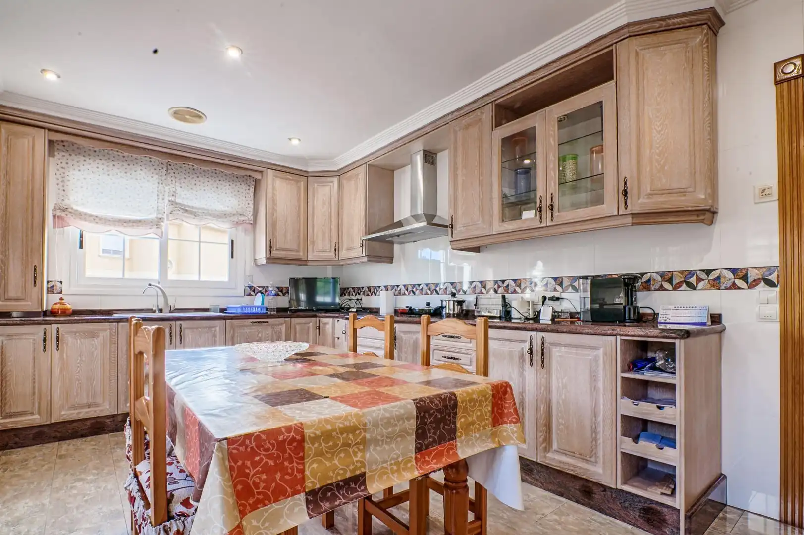 Kitchen of Detached homes for sale in L'Alfàs del Pi