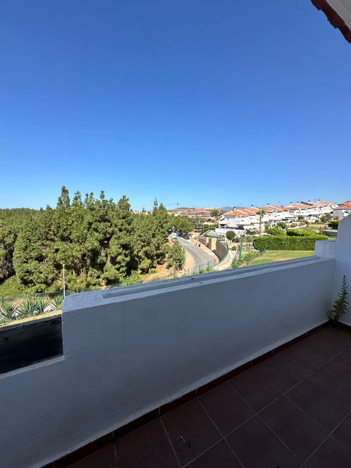 Vista exterior de Casa o xalet en venda en Mijas amb Calefacció, Terrassa i Traster