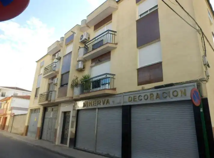 Vista exterior de Piso en venta en Mengíbar