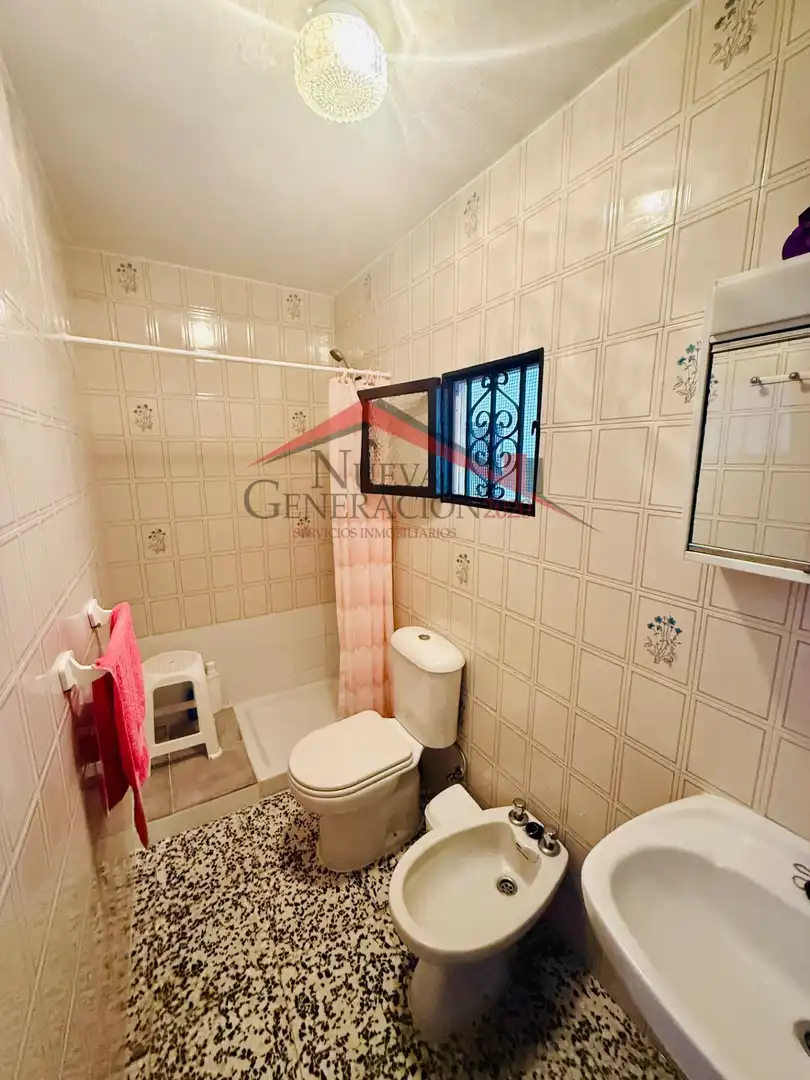 Bathroom of Flat for sale in Vejer de la Frontera