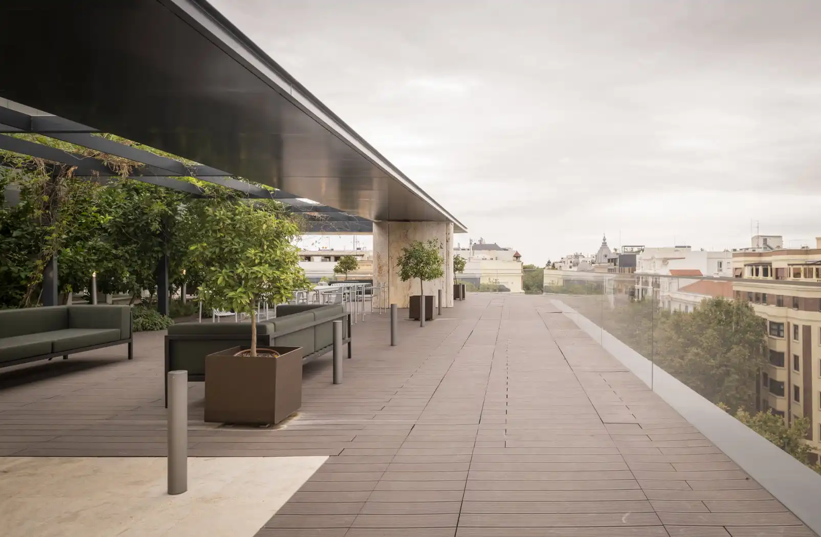 Terraza de Oficina de alquiler en Madrid con Aire acondicionado, Calefacción y Amueblado