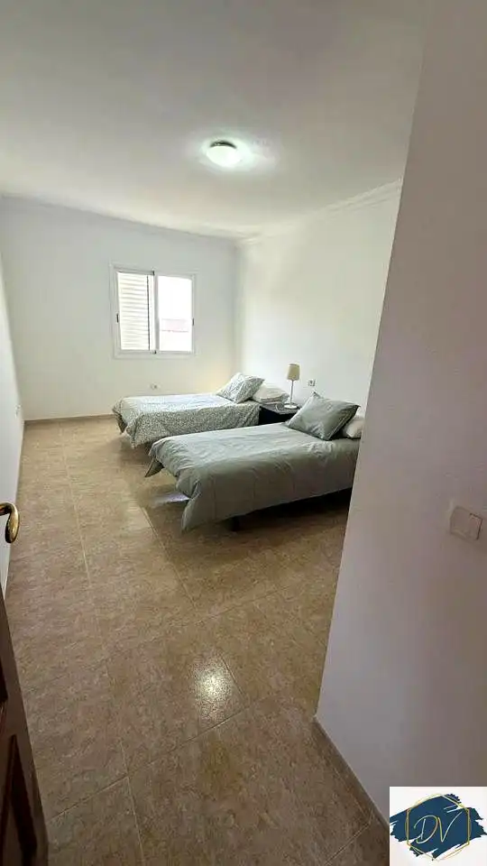 Habitación de Ático de alquiler en San Cristóbal de la Laguna con Terraza y Amueblado