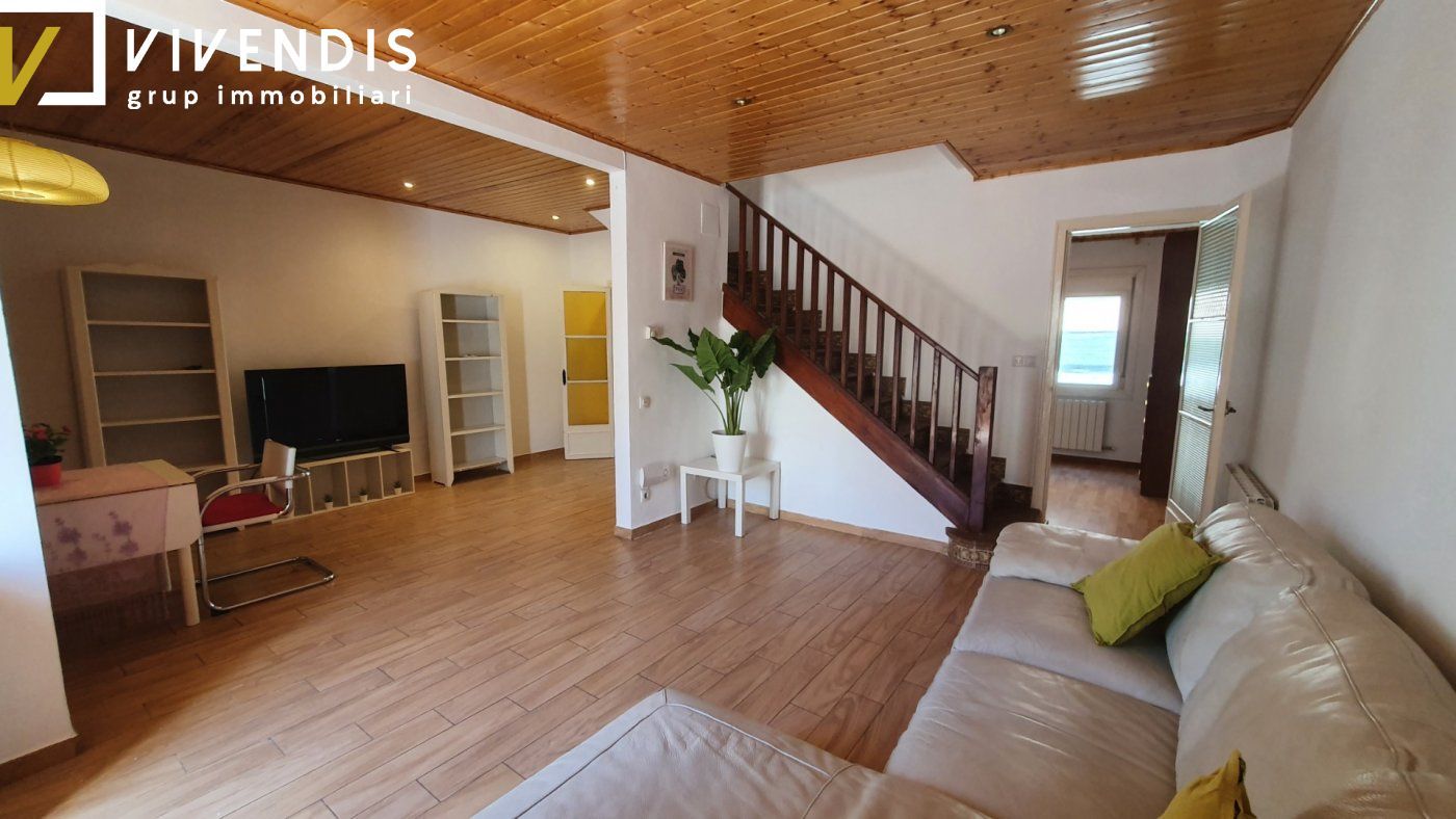 Sala d'estar de Casa o xalet en venda en  Lleida Capital amb Calefacció, Jardí privat i Terrassa