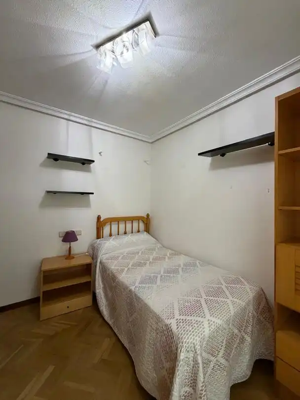 Pis amb ascensor de lloguer a Calle Marqués de Casa Valdés, imagen 33