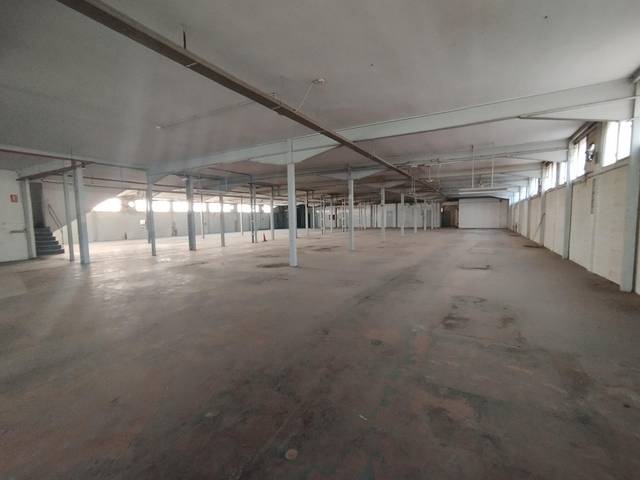 Nave industrial en Venta en El Toscar