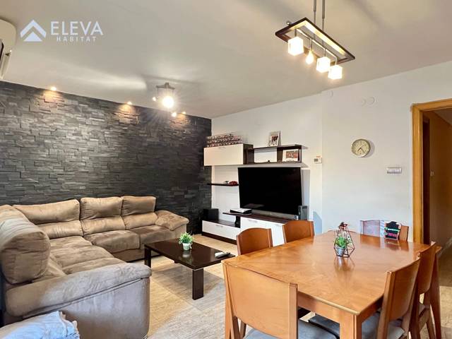 Piso en Venta en Carrer Carrer Príncep de Viana en Príncep de Viana - Clot -Xalets Humbert Torres