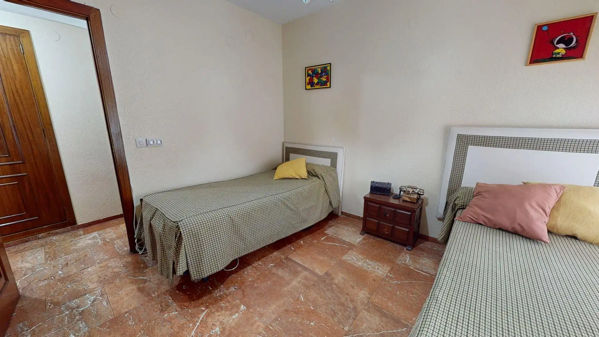 Bedroom of Flat for sale in Córdoba  with Air Conditioner, Terrace and Balcony