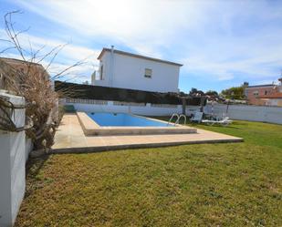 Swimming pool of Residential for sale in Vinaròs