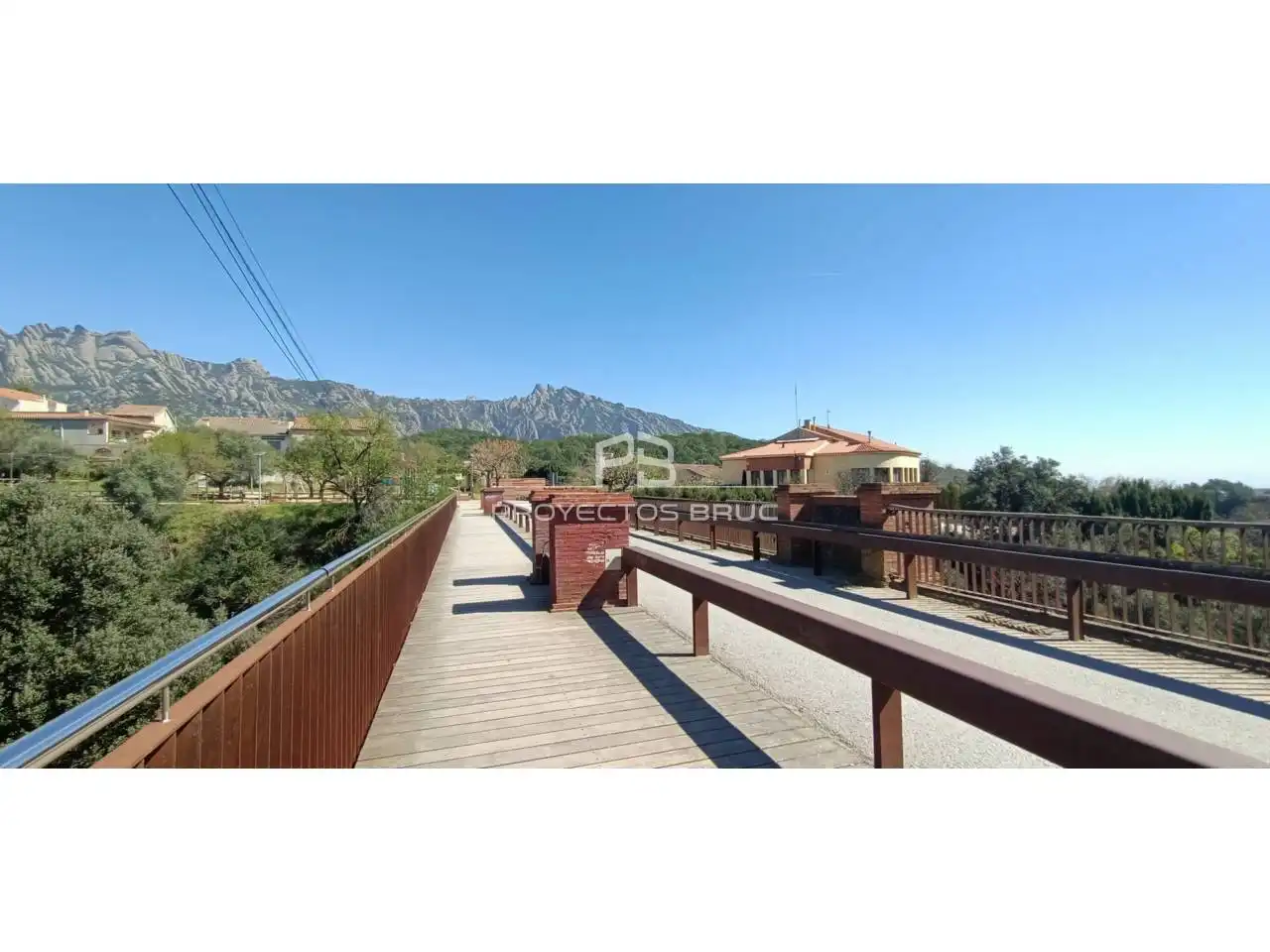 Vista exterior de Casa o chalet en venta en El Bruc con Calefacción, Parquet y Terraza