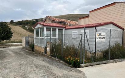 Außenansicht von Haus oder Chalet zum verkauf in Valle de Santibáñez mit Heizung