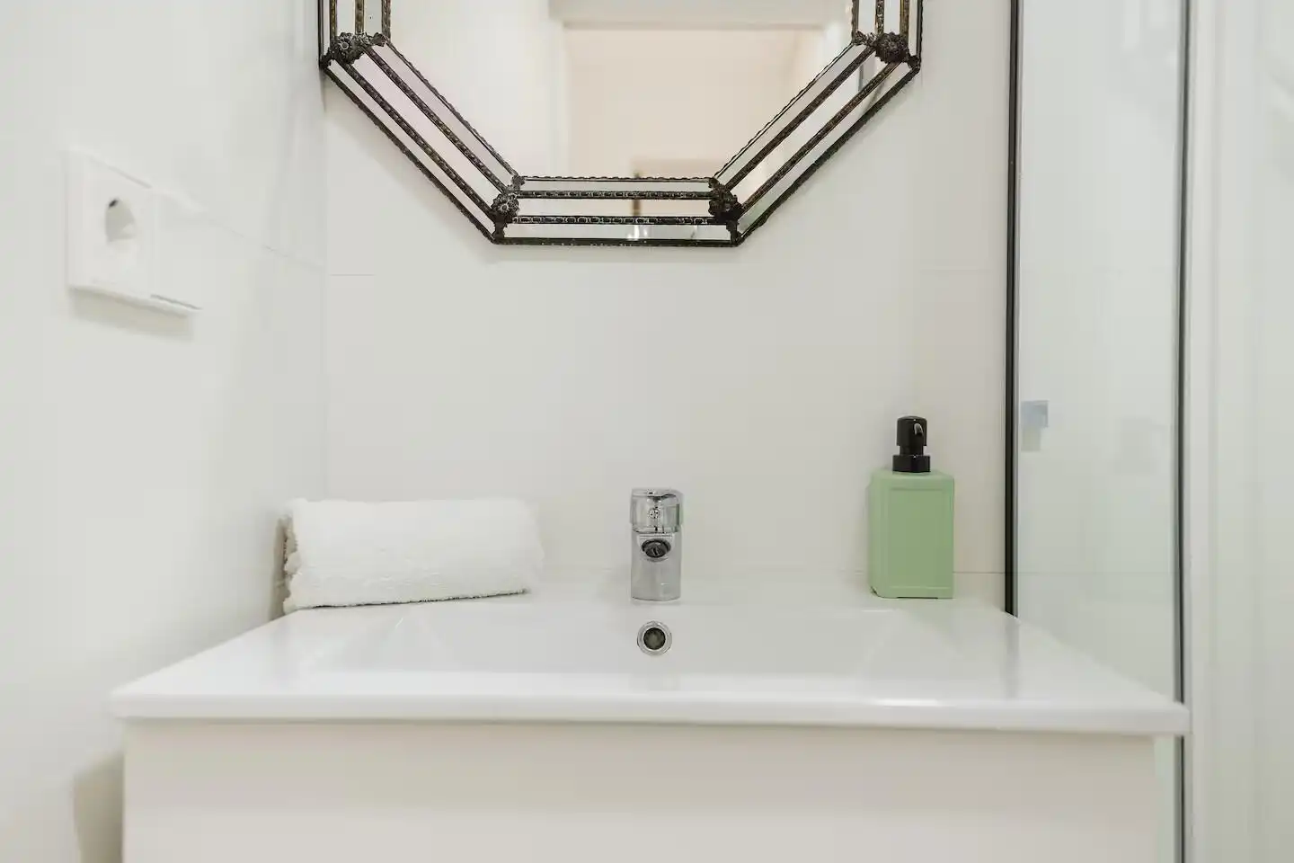 Badezimmer von Wohnung zur Miete in Centro