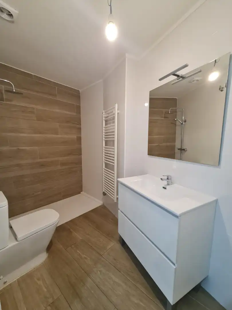 Baño de Dúplex en venta en Castellfollit de la Roca con Calefacción