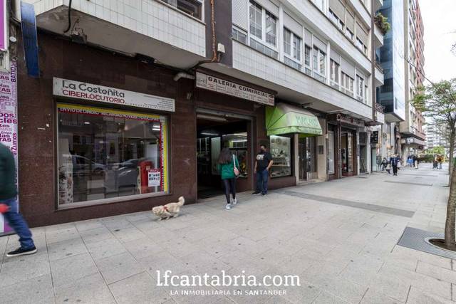Local comercial en Venta en Muriedas