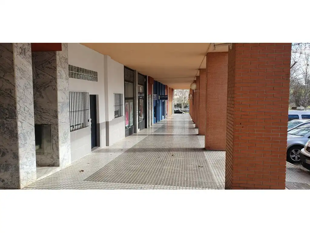 Garatge en venda a Calle Clavellinas Las, Ciudad Jardín
