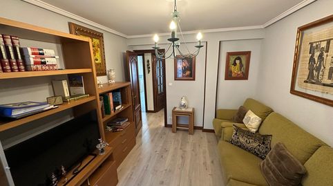 Foto 5 de Piso en venta en Calle Luis Alberdi, Gamonal - San Bruno - G9, Burgos Capital
