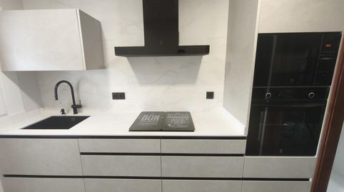 Foto 3 de Piso en venta en Campus Norte - San Caetano, Santiago de Compostela