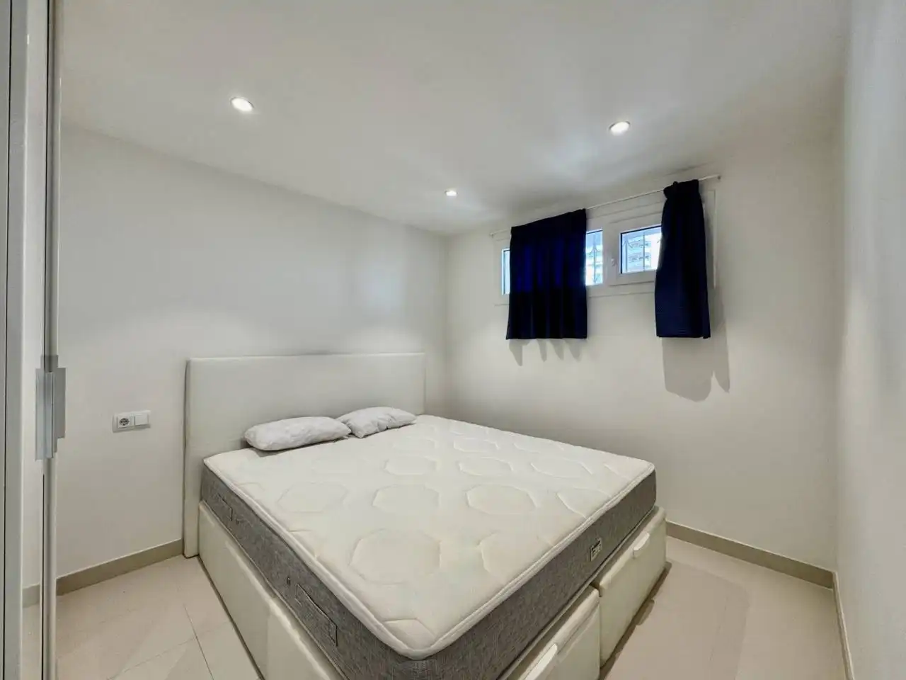 Schlafzimmer von Wohnung zur Miete in Calvià mit Klimaanlage, Heizung und Terrasse