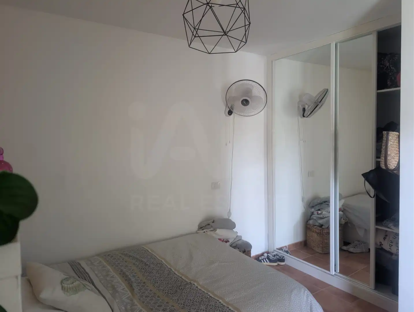 Habitación de Casa adosada en venta en Yaiza con Calefacción, Terraza y Piscina