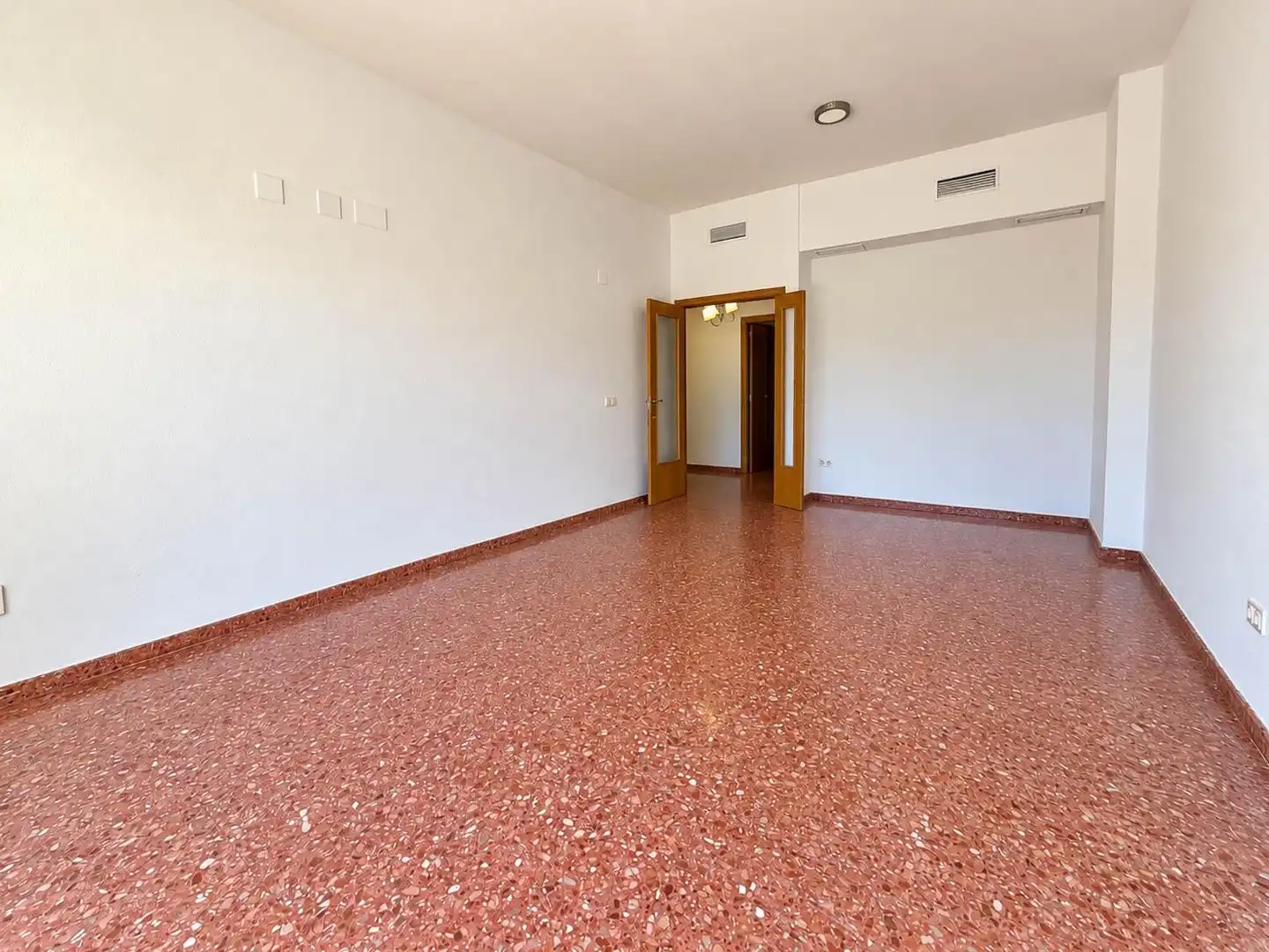 Pis de lloguer en Paterna amb Terrassa i Piscina comunitària