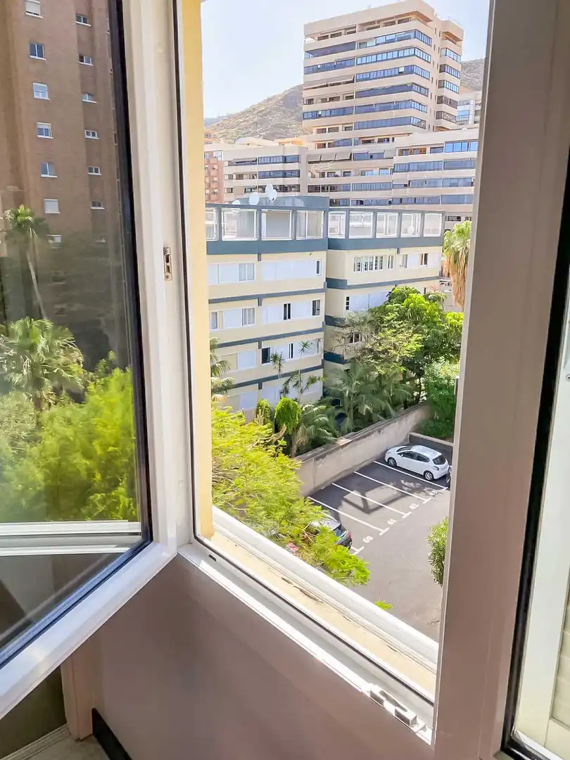 Piso en venta en Urbanización Anaga