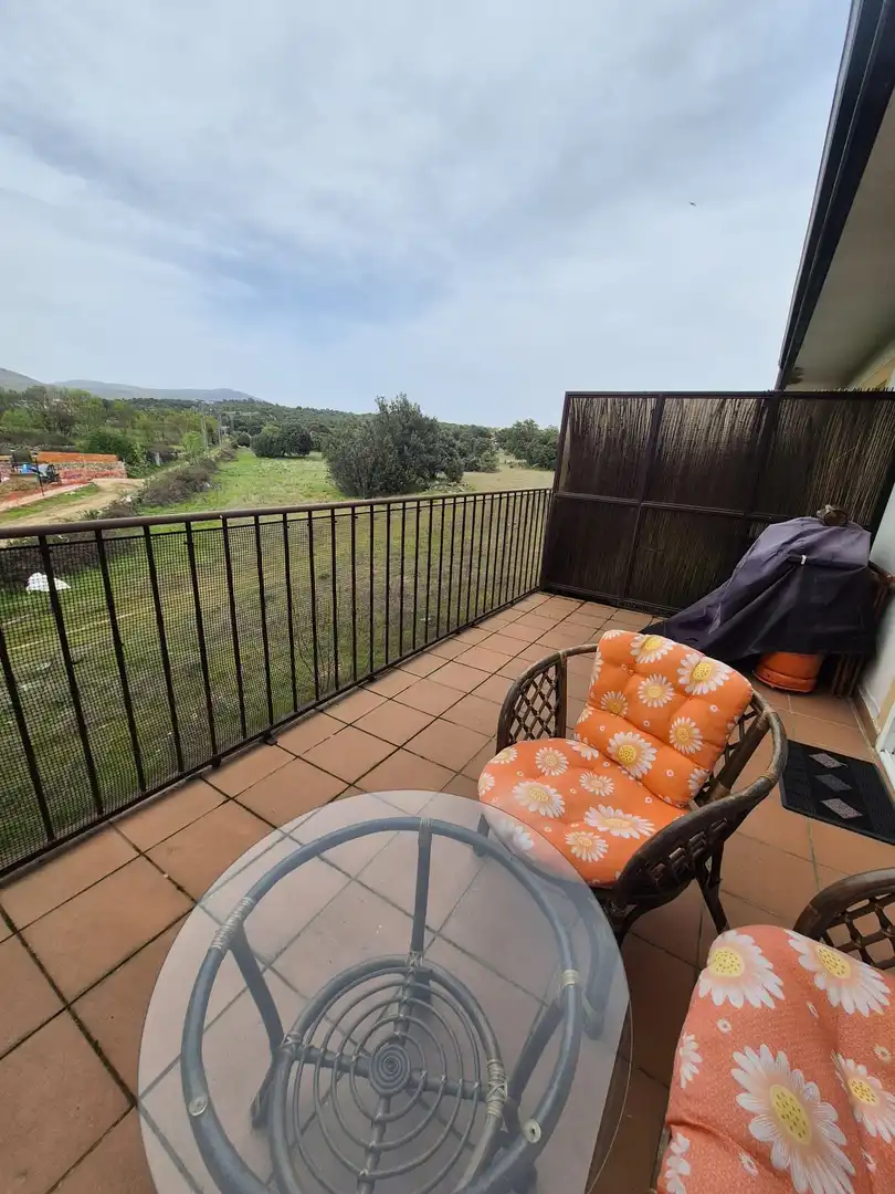 Terrasse von Maisonette zum Verkauf in Navaluenga mit Heizung, Terrasse und Möbliert
