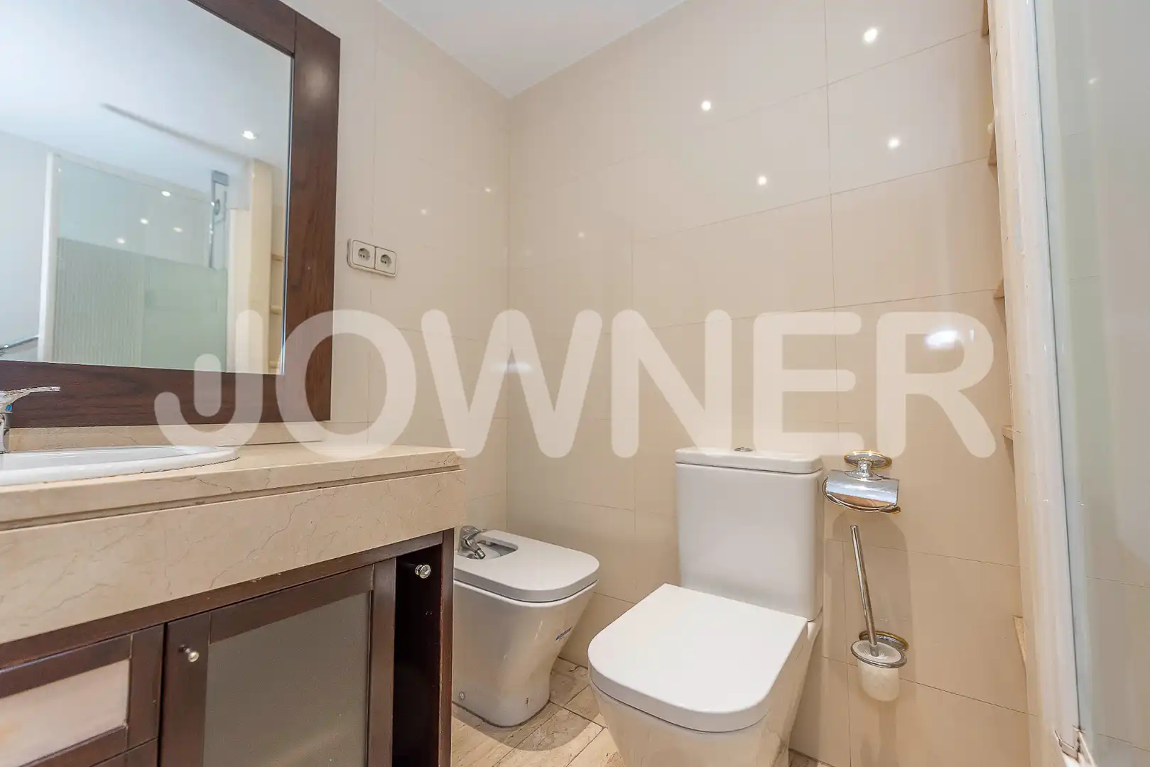 Badezimmer von Wohnung zur Miete in Madrid mit Klimaanlage, Heizung und Terrasse