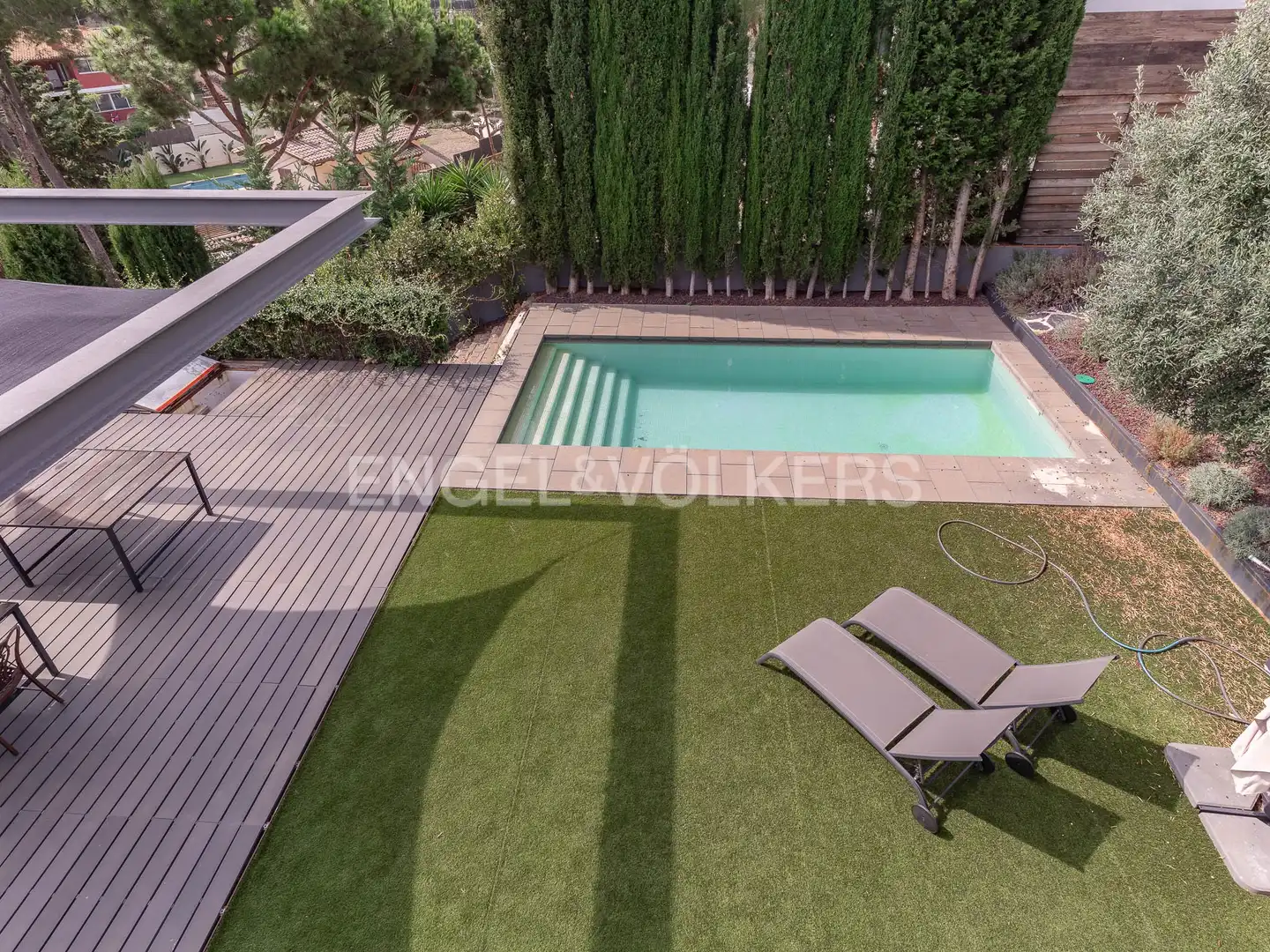 Piscina de Casa o chalet en venta en Premià de Dalt con Aire acondicionado, Calefacción y Jardín privado