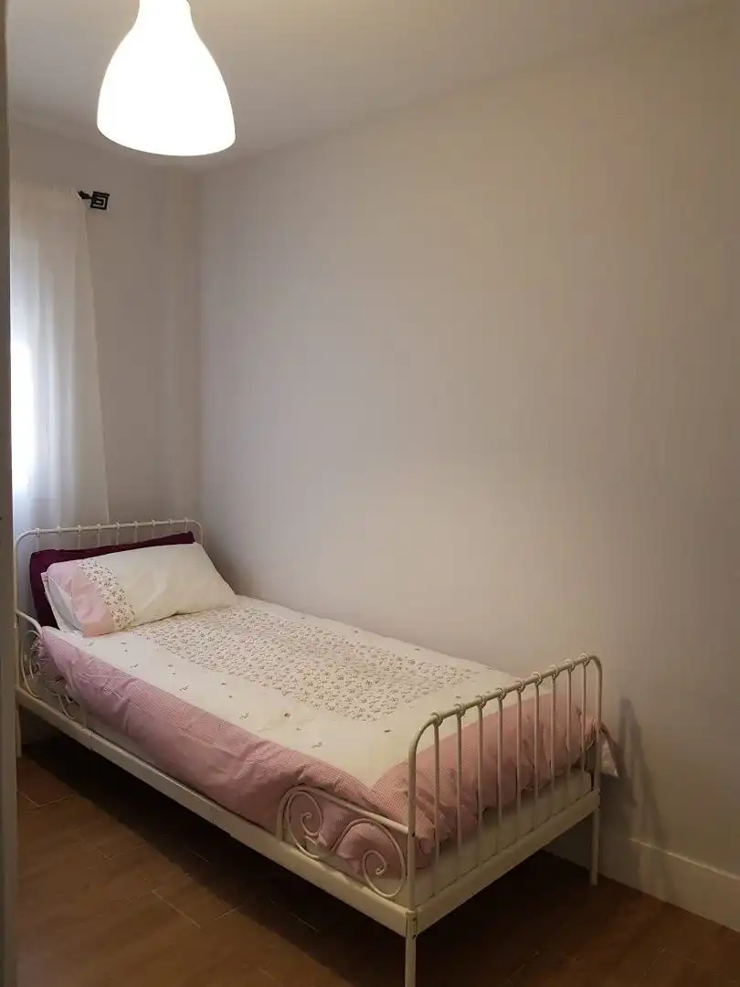 Habitación de Piso de alquiler en Algeciras con Amueblado