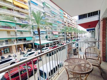 Wohnung mit Aufzug zum Verkauf in Avinguda Blasco Ibáñez