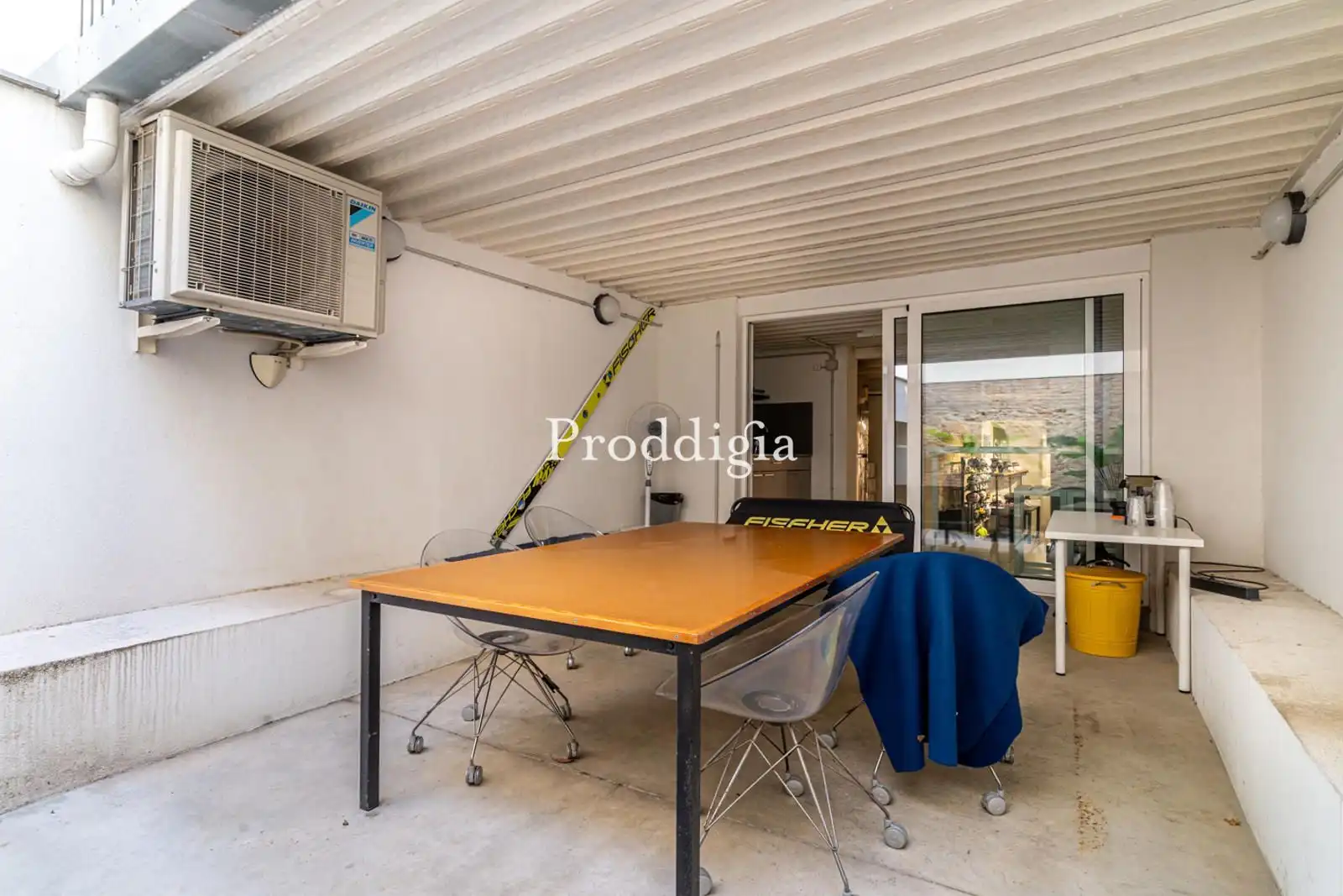 Garten von Geschaftsraum zur Miete in Barcelona mit Klimaanlage, Terrasse und Internet