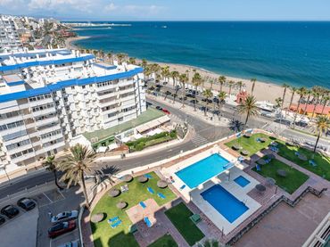 Apartamento con piscina en venta en Torrequebrada