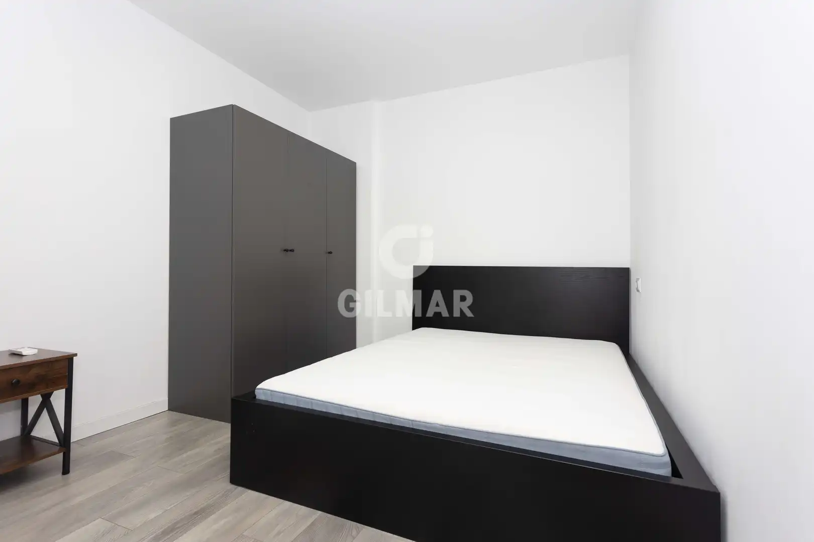 Habitación de Piso en venta en Madrid con Calefacción y Balcón
