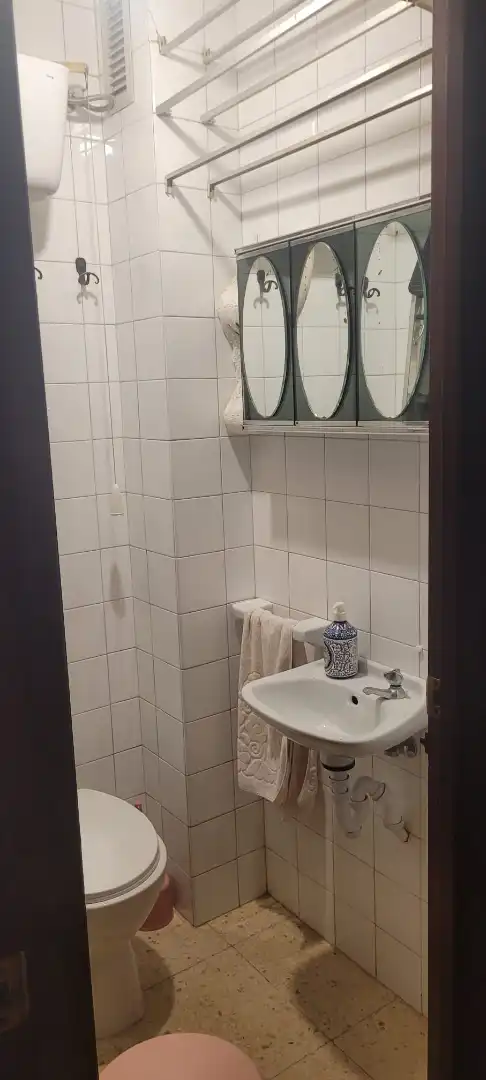 Badezimmer von Wohnung zum Verkauf in Ferrol mit Heizung, Parkett und Internet