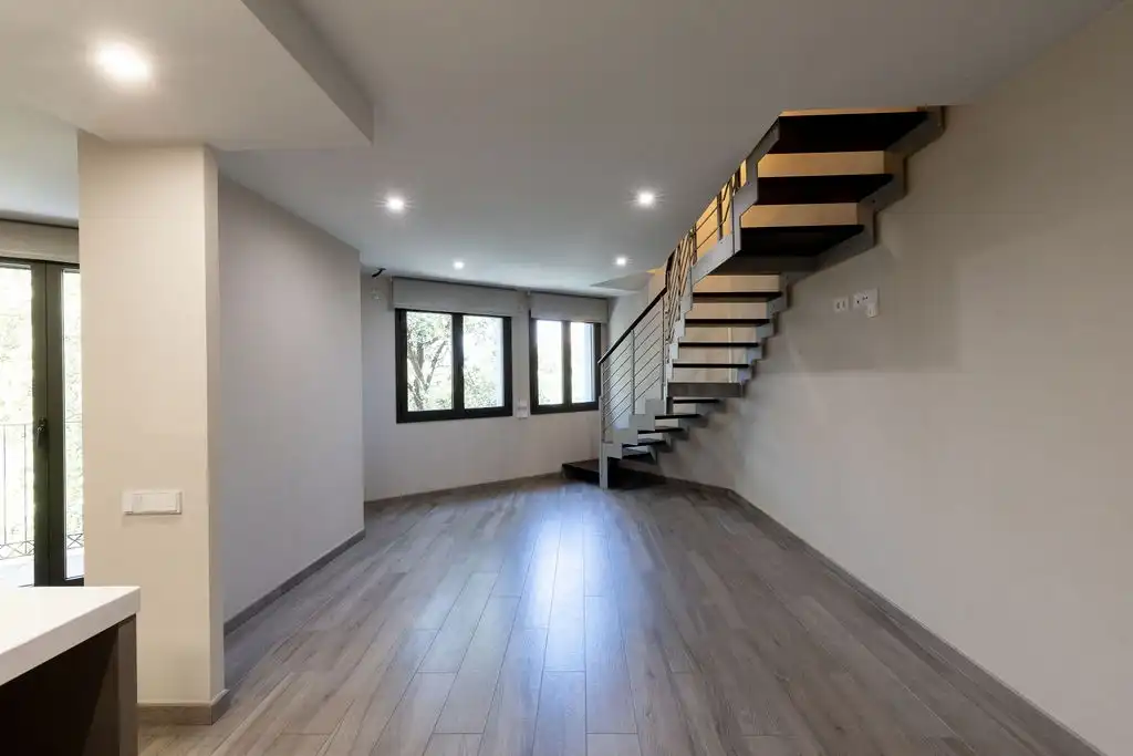 Wohnung zum Verkauf in Arenys de Mar mit Klimaanlage, Terrasse und Abstellraum